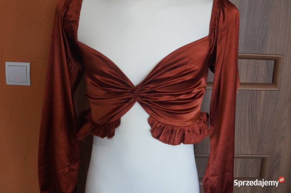 Nowa bluza w kolorze czerwonym rozmiar S 36