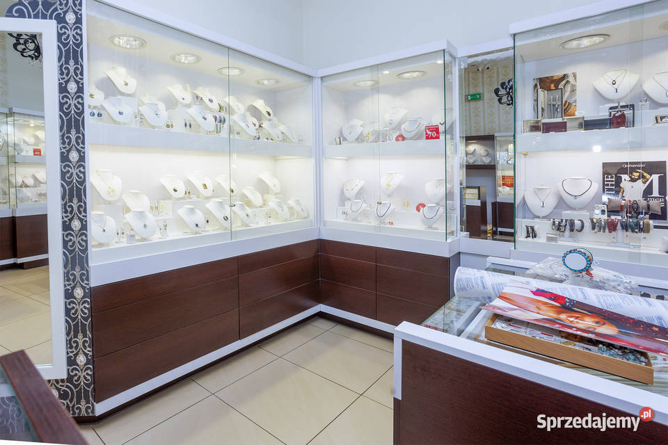 Sprzedam wyposażenie salonu jubilerskooptycznego Ciechanów