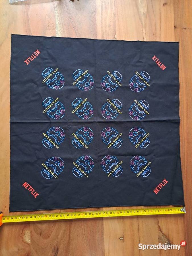 Chusta bandana Armia Umarłych Netflix czarna Warszawa