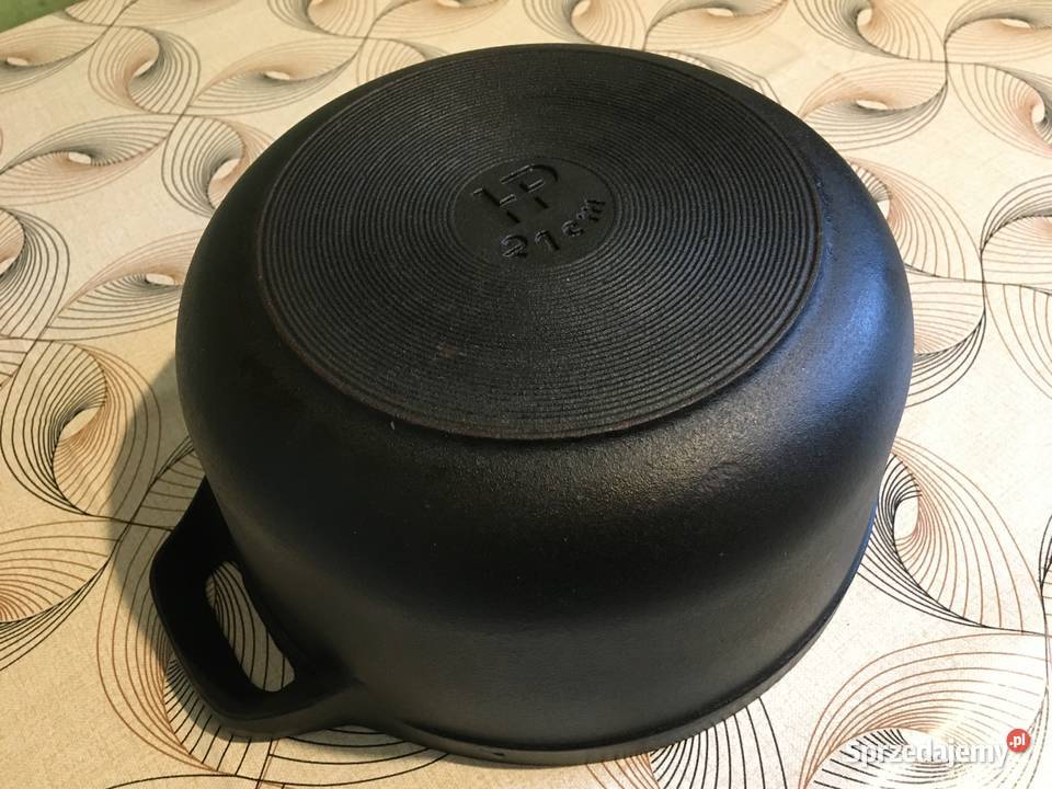 Garnek Żeliwny sygnowany HP 21 22 Szczecinek