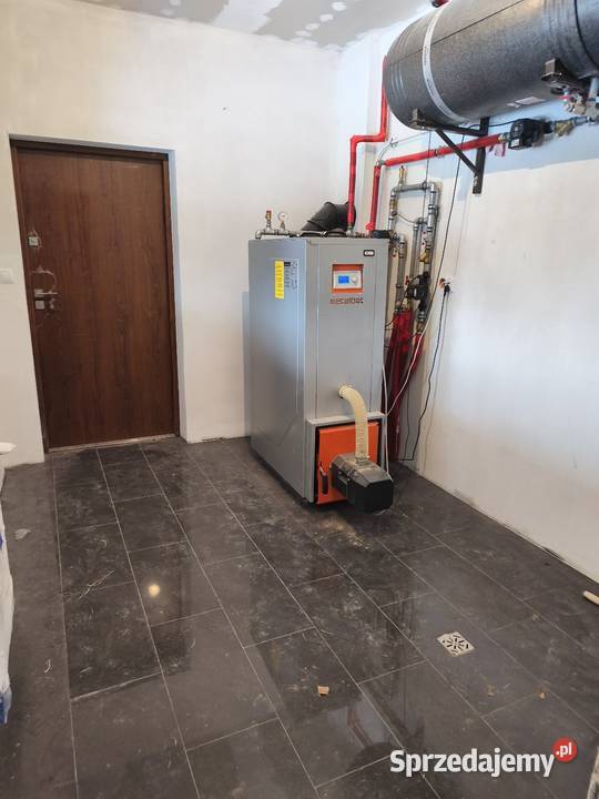 sprzedam dom 3 pokoje garaż działka Leszczany