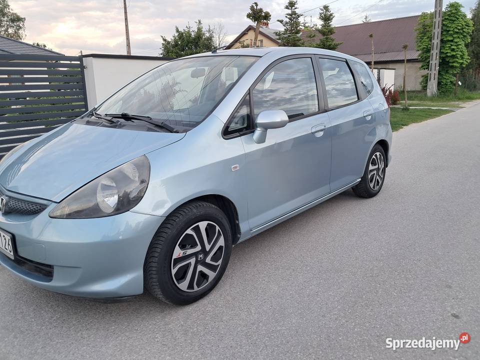 Honda Jazz 12 sprawna klima stan bez rdzy Rok produkcji 2005 Końskie sprzedam