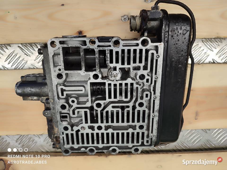 Blok zaworowy skrzyni biegów ZF 2094359068 DEUTZ Wilkowo