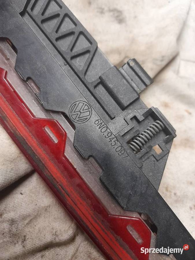 LAMPKA STOPU TRZECIE SWIATLO VW POLO 6N2 Stalowa Wola