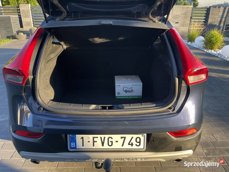 VOLVO V40 Cross Country 20 Diesel 150 5 V40 mazowieckie Płock