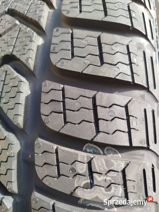 A954Koła Zimowe Nowe 17 5x108 2055517 Pirelli Bąków