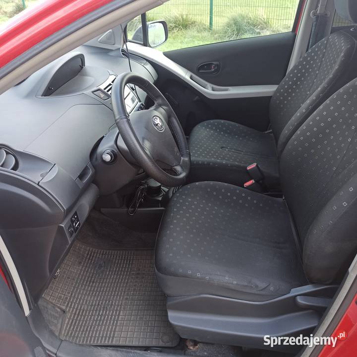 Toyota Yaris 2007 nieuszkodzony Warszawa sprzedam