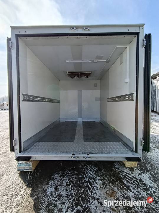 Zabudowa Chłodnicza Chłodnia Stacjonarna Komora Limanowa