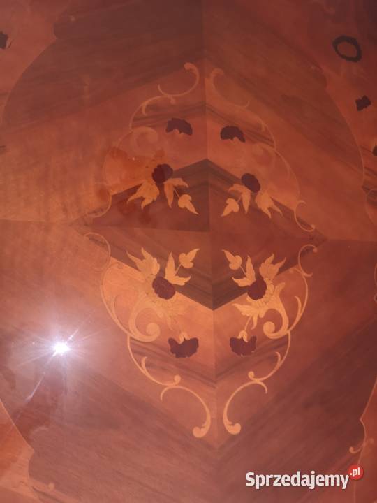 Stół z intarsją z 4 krzesłami i 2 fotelami Gdańsk sprzedam