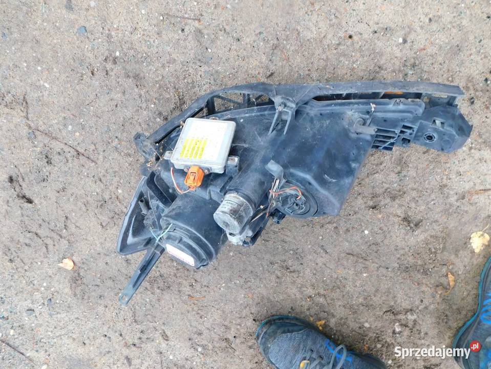mazda 3 lampa prawa xenon WYSYŁKA Żory