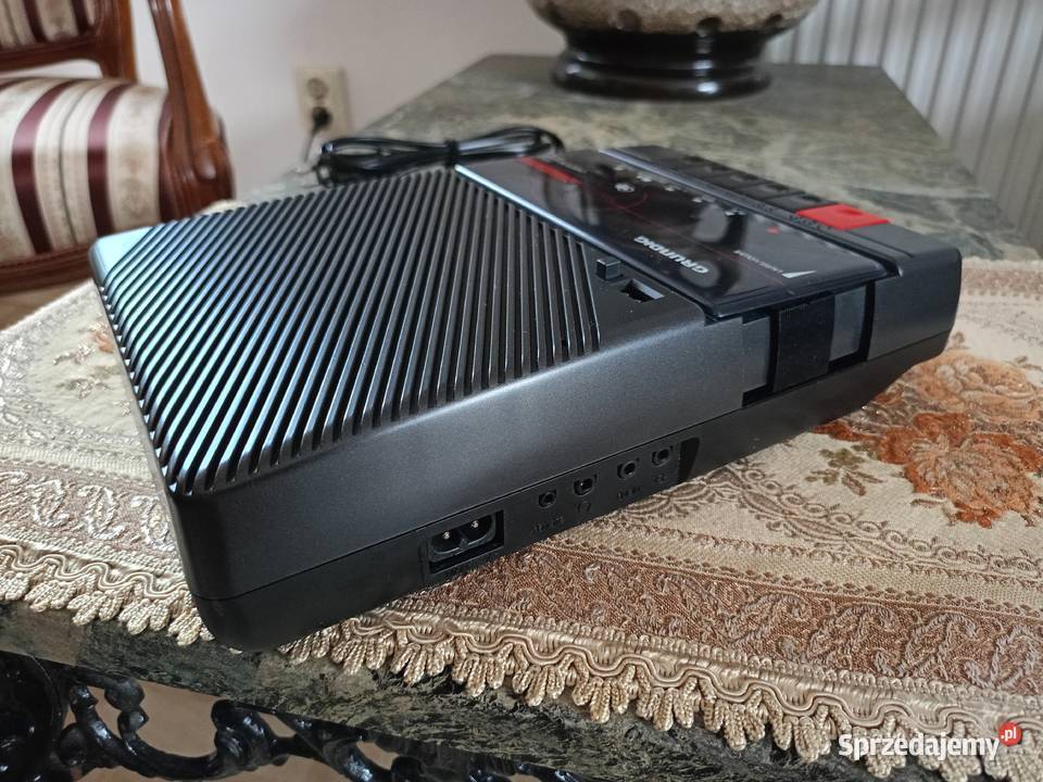 Zabytkowy Magnetofon GRUNDIG CR110 Stereo Magnetofony