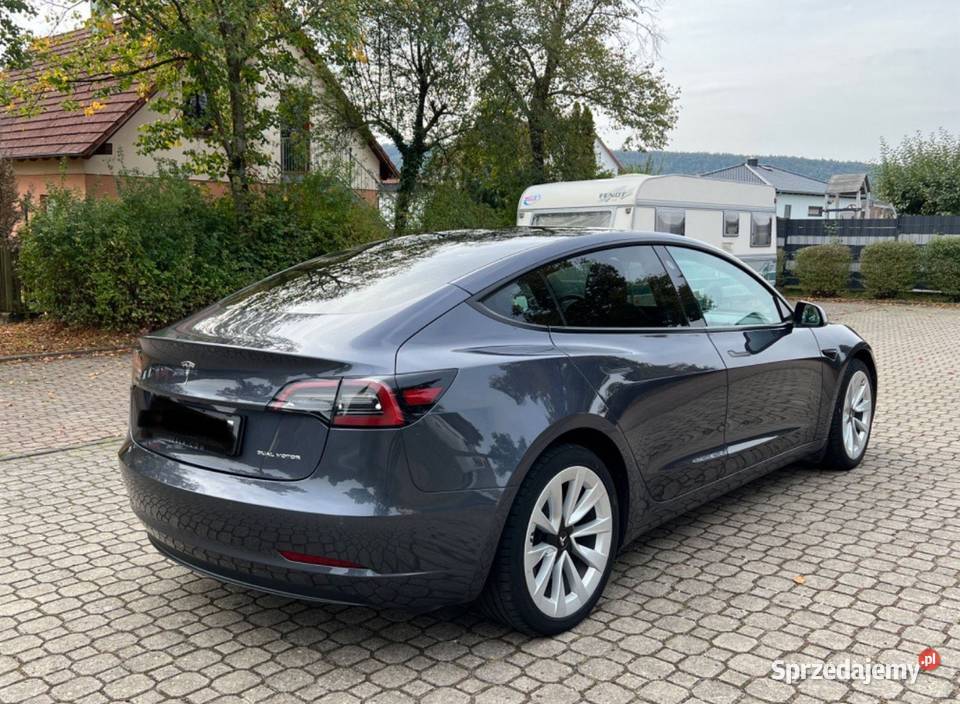 2022Tesla Model 3 Long Range R19 44 Wrocław
