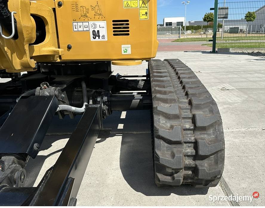 FABRYCZNIE NOWA MINIKOPARKA CATERPILLAR 3027 CR Tuliszków