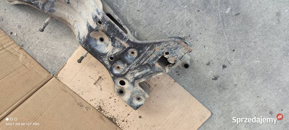 TRAWERS SANKI WÓZEK PRZÓD AUDI A1 8X 6R0199315 osobowe Przystajń