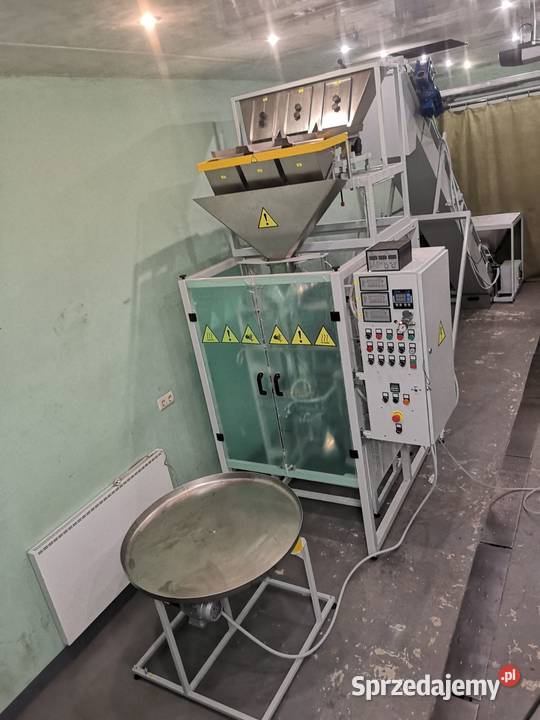 Maszyna pakująca automat pakowaczka pionowa Produkcja Międzylesie