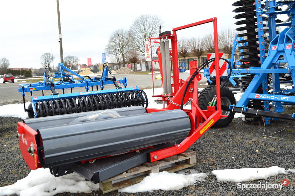 Owijarka stacjonarna Z560 MetalFach Rolnictwo