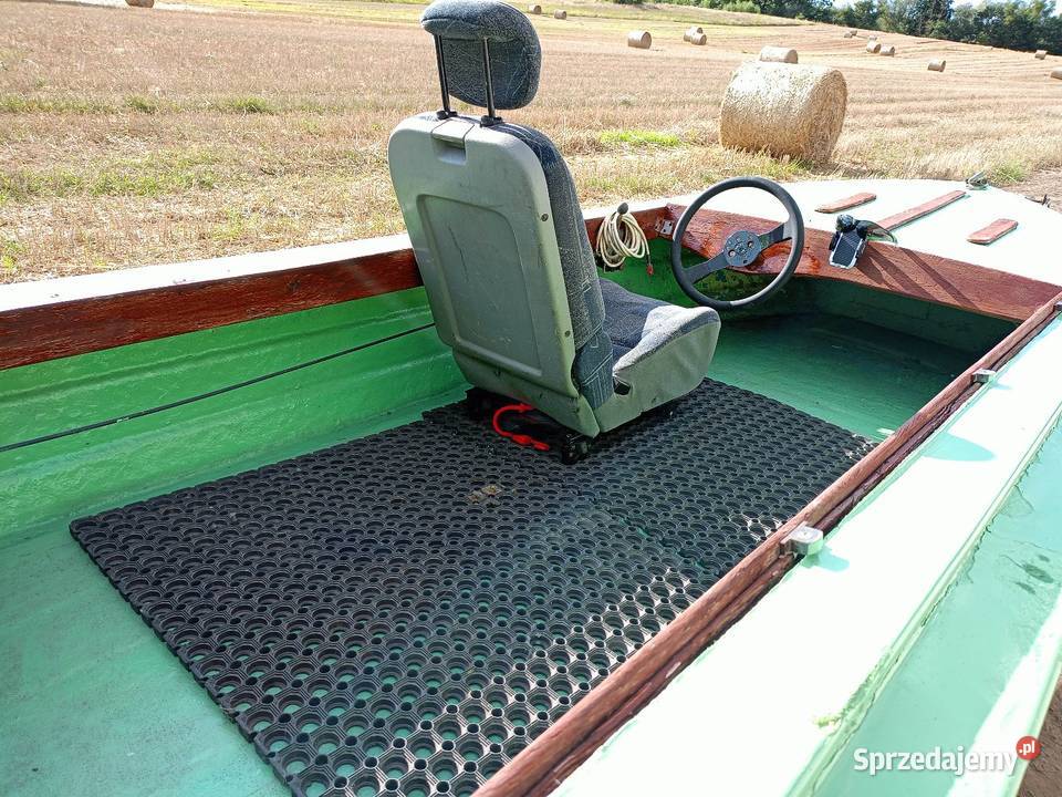 Łódka wędkarska dwupłaszczowazamiana Świętne