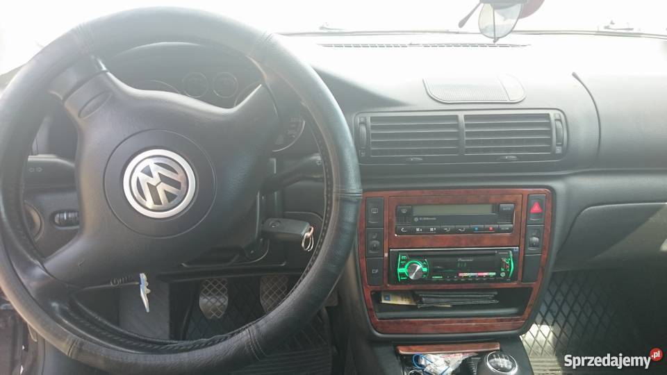 Sprzedam Volkswagen Passat B5FL Highline 131 centralny zamek Zbiersk