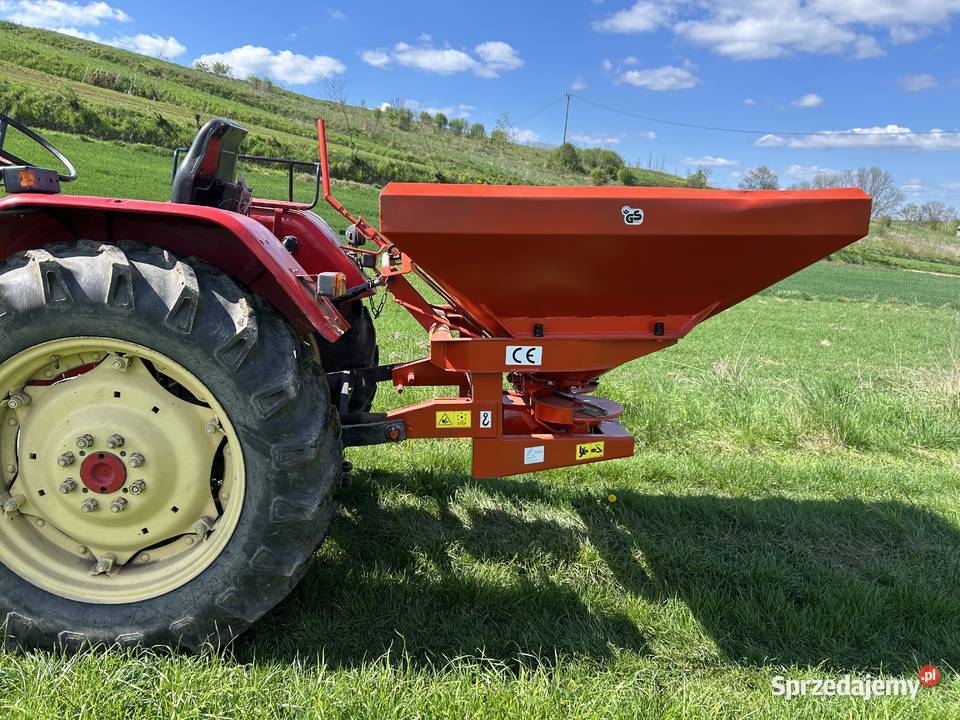 Rozsiewacz Rauch 800l Sułoszowa sprzedam