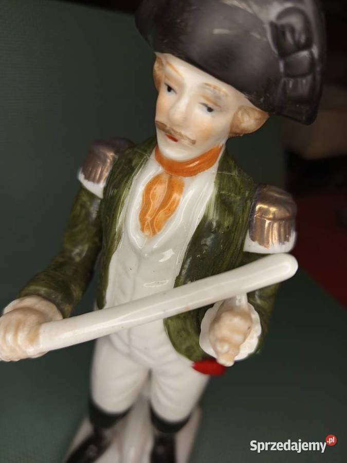 Figurka porcelana żołnierz oficer kawalerii Warszawa