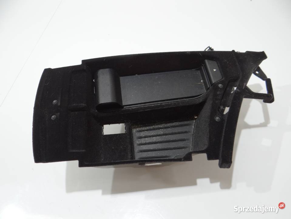 SCHOWEK WKŁAD PODŁOKIETNIKA BMW F11 EU 9206729 osobowe sprzedam