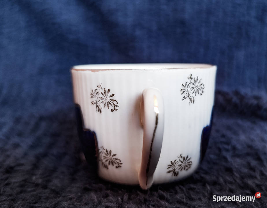 Porcelanowa filiżanka do espresso vintage retro