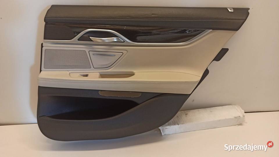 BMW 7 G11 BOCZEK DRZWI PRAWY TYŁ