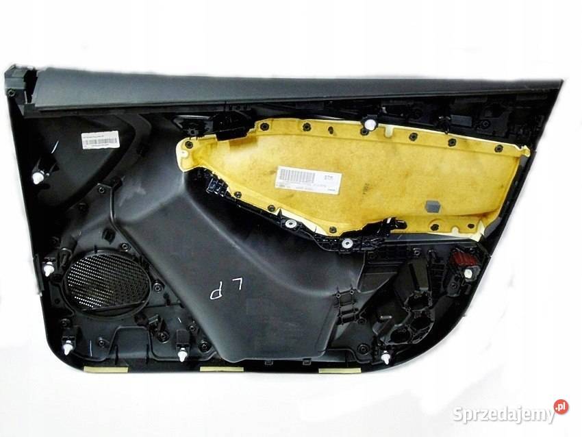 BOCZEK DRZWI LEWY PRZÓD FOCUS 3 KOMBI sprzedam