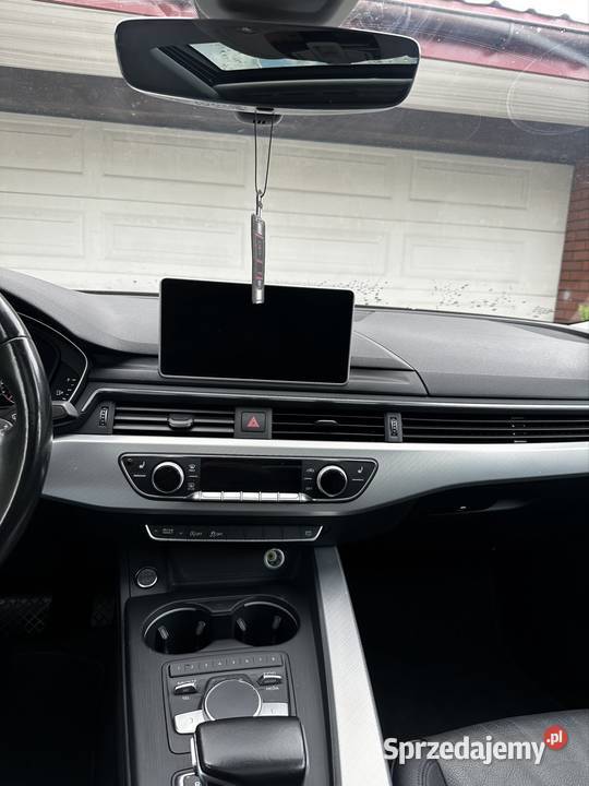 Audi a4 b9 ultra premium sline Łapy