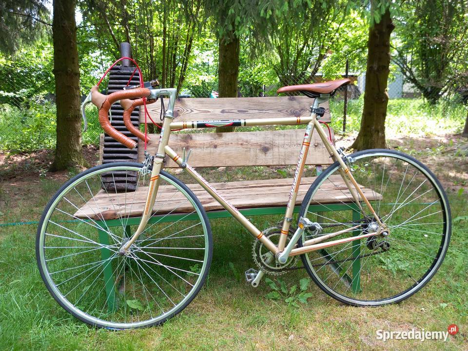 stary zabytkowy szosowy rower vintage Mountain
