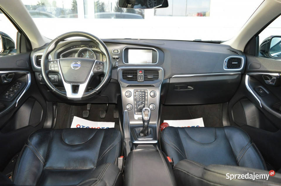 Volvo V40 16 D2 100 bezwypadkowy LED Kamera Navi 115KM Hrubieszów