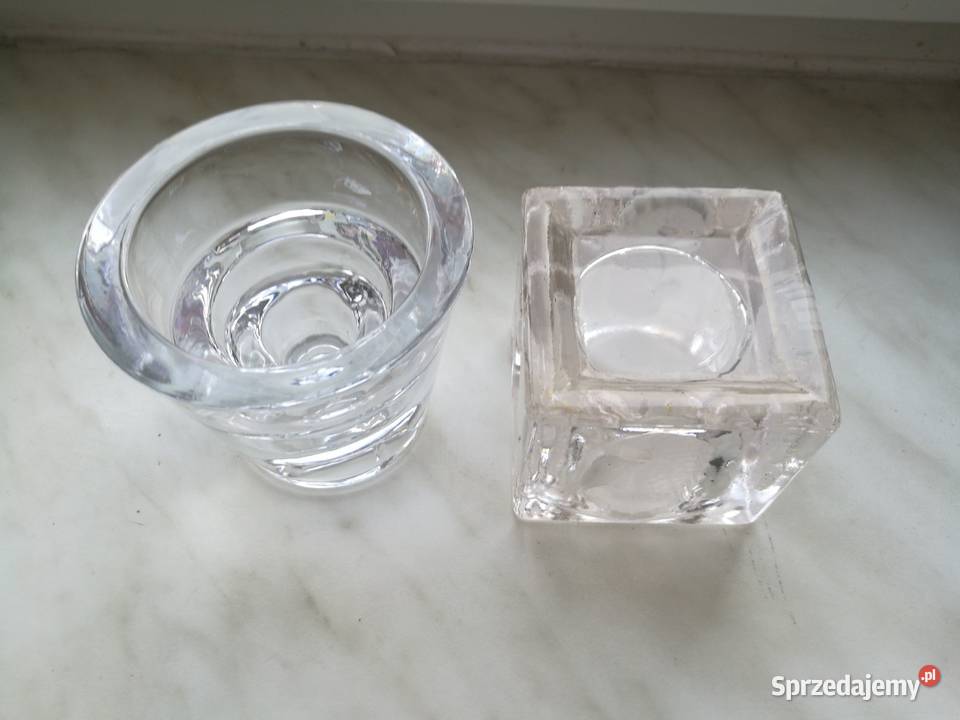 Dwa swieczniki ozdoby grube szkło Choszczno