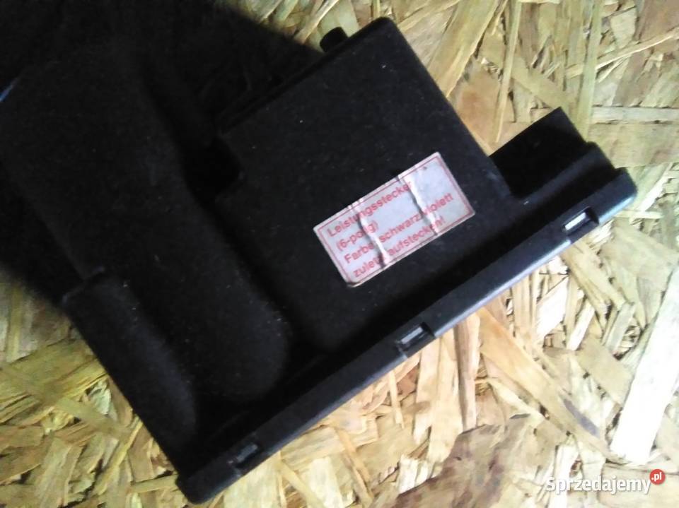 Pompka centralnego zamka Audi 80 B4 1995 Cewice