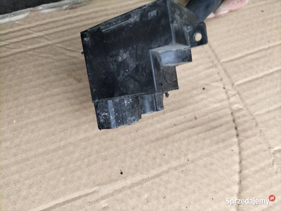 PRZEŁĄCZNIK WYCIERACZEK NISSAN PRIMERA P11