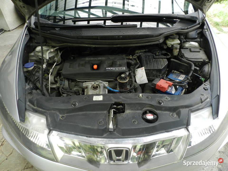 Honda Civic VIII UFO 18iVTEC sprawny SERWISOWANY elektryczne lusterka sprzedam