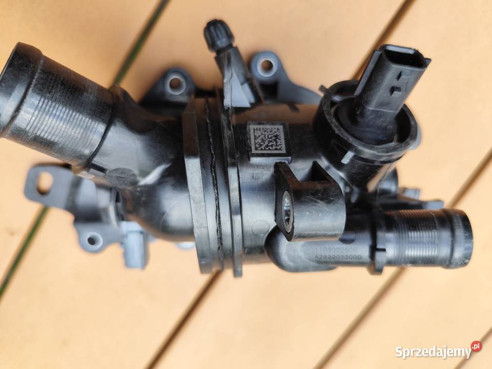 Termostat obudowa Nissan Qashqai II J11 13 140 Rok produkcji 2019 Motoryzacja Legionowo