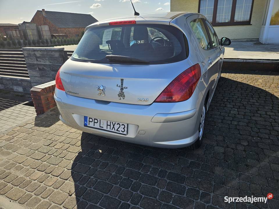 Peugeot 308 2010r 16 hdi 5 drzwi 150 przebieg srebrny Kotlin sprzedam