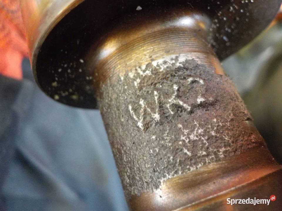 TOUAREG 42 V8 AXQ 06r walek rozrzadu wydechowy