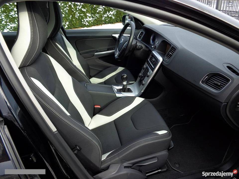 Volvo S60 czarny serwisowany w ASO Sulechów