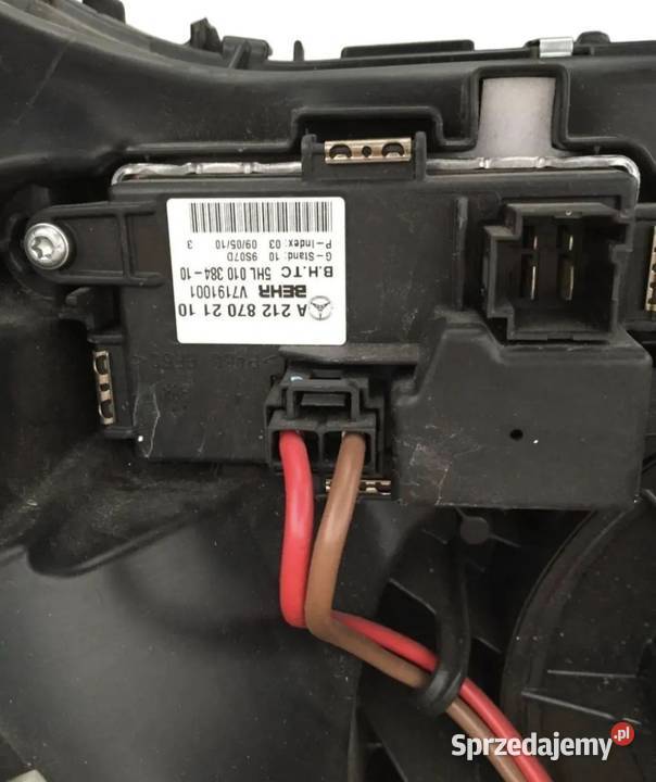 NAGRZEWNICA MERCEDES W204 CKLASA A2048302560 Działoszyce