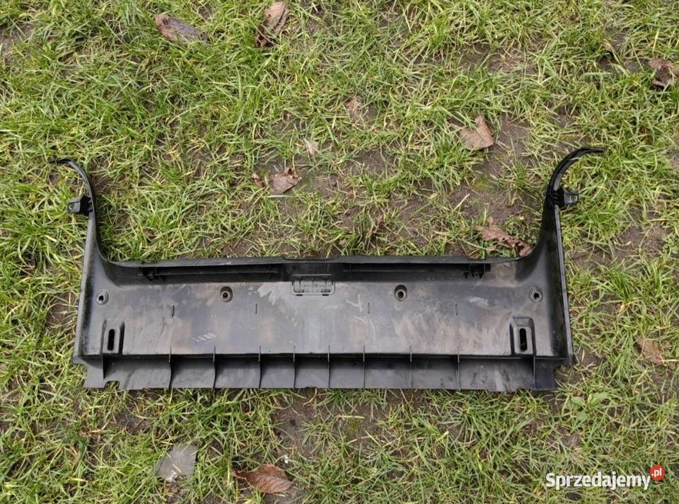 Osłona pasa tylnego plastik bagażnika BMW E39