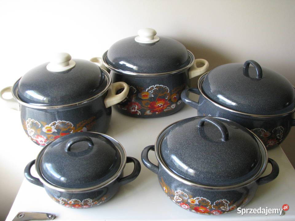 Solidne czeskie garnki emaliowane z czasów PRL z małopolskie Brzegi