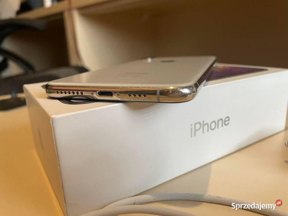 iPhone XS stan idealny 90 ładowarka Telefony i Akcesoria Strzyżów sprzedam