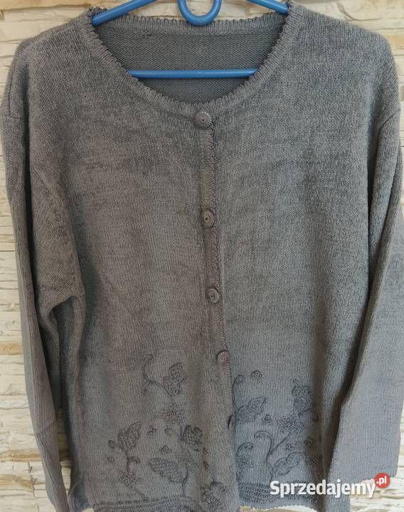 Sweter szary z haftem Gdańsk