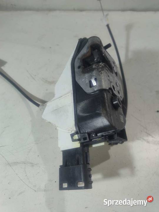 ZAMEK DRZWI PRAWY PRZÓD 6PIN CITROEN C3 II osobowe sprzedam