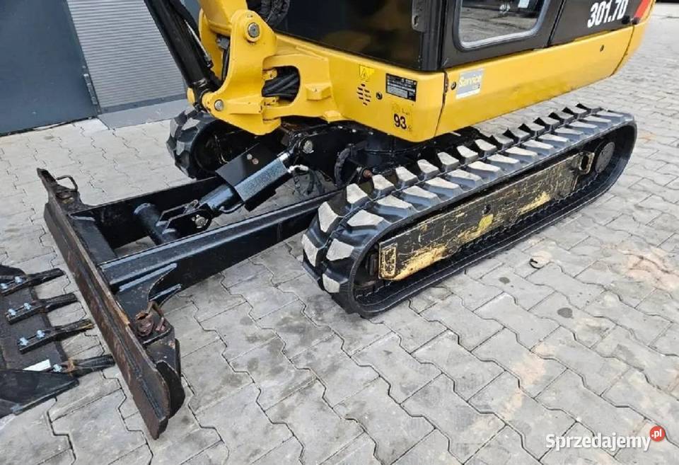 Minikoparka Caterpillar 3017D 3 łyżki do kopania sprzedam