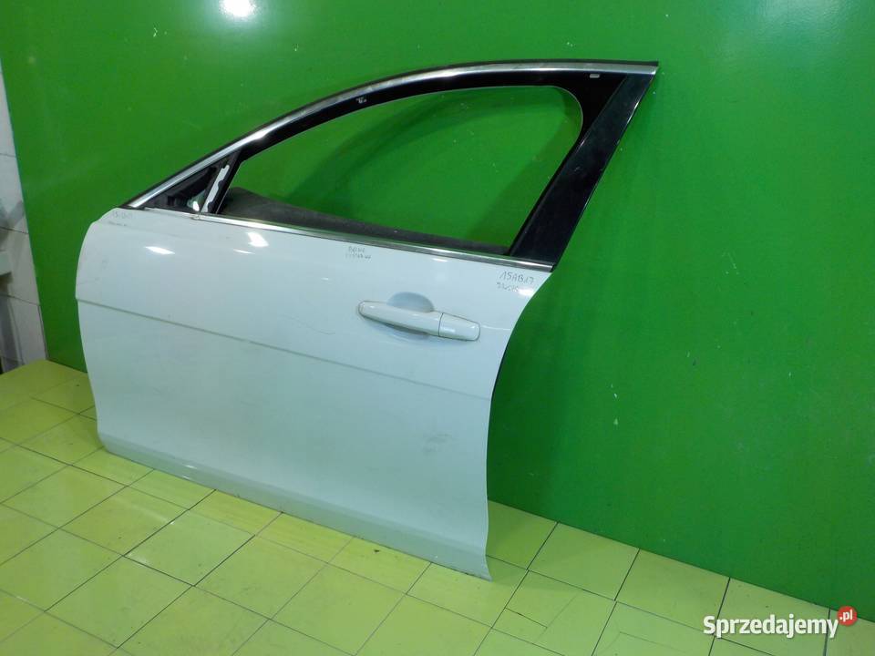 JAGUAR XE 20 D 16r SEDAN 4D drzwi lewy przod