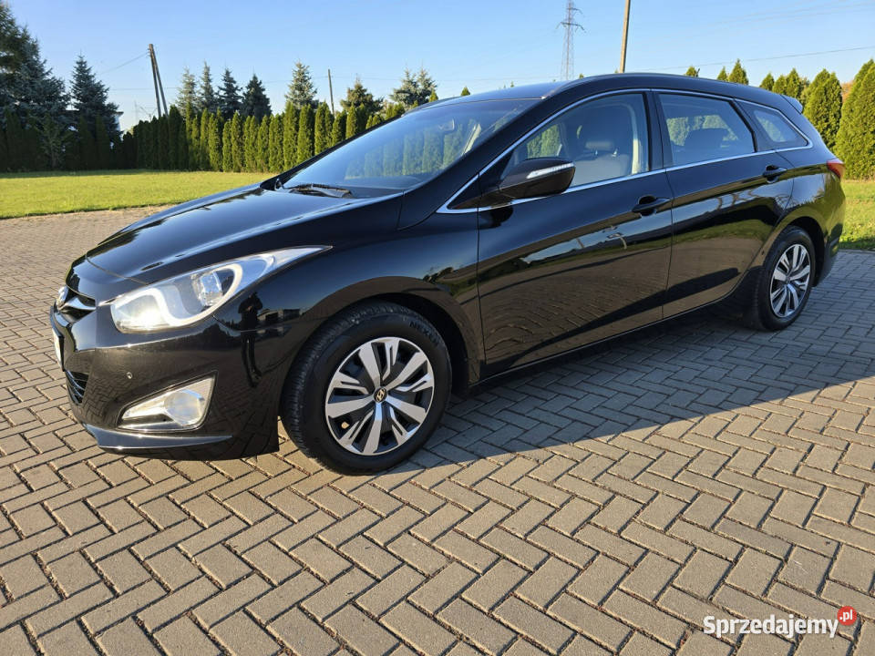 Hyundai i40 16Benzyna SerwisLedyKlimatr 2 światła do jazdy dziennej i40 łódzkie Kutno