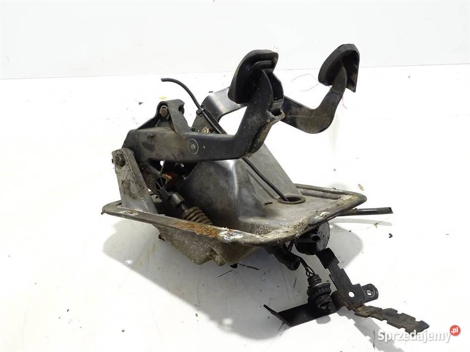 PODSTAWA PEDAŁÓW MERCEDES ATEGO 9804 A9702940001