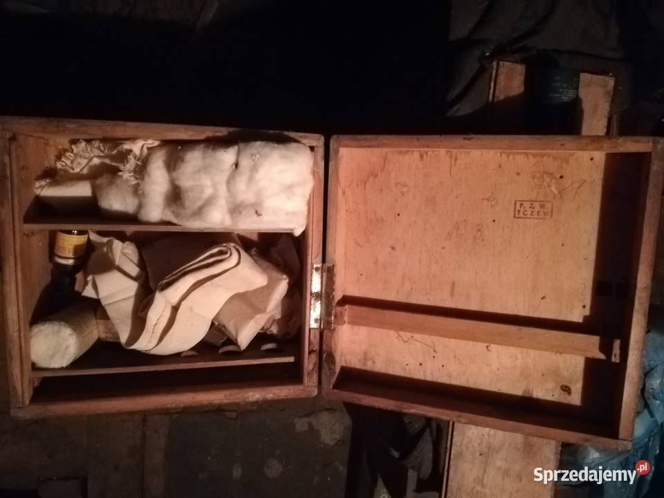 Apteczka Drewniana PRL PZW Tczew Meble kujawsko-pomorskie Grudziądz sprzedam
